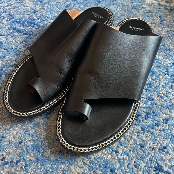 Givenchy Black Leather Chain Accent Slides - Picture 4 of 14